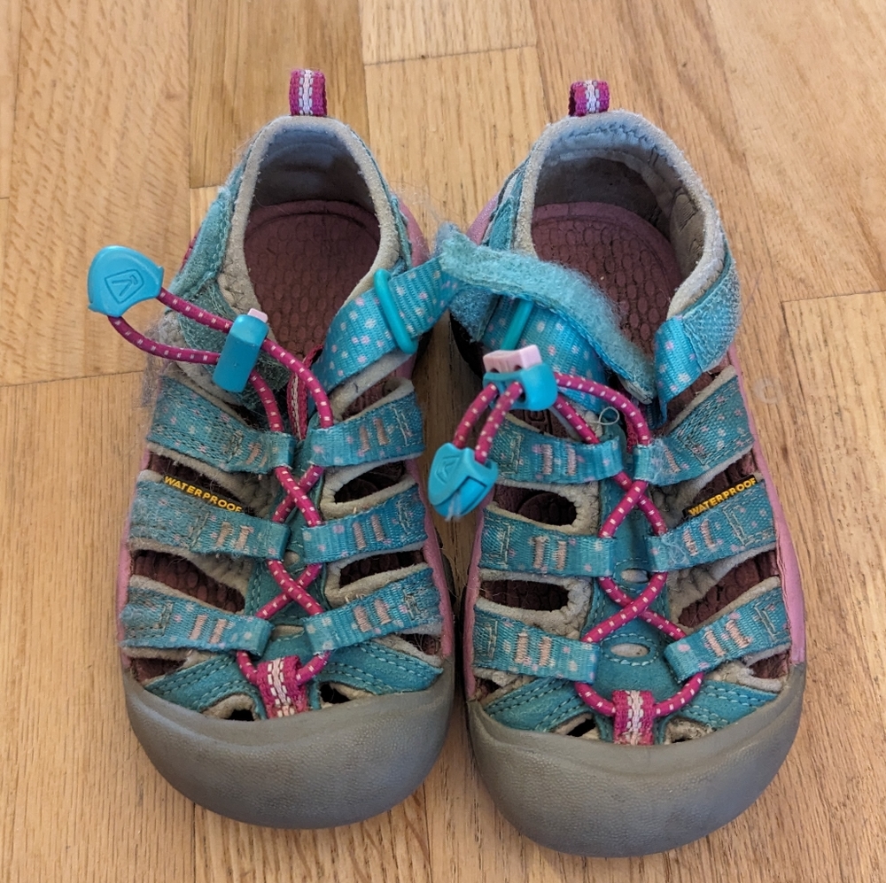 Keen Newports Water Sandals Blue & Pink Sz 10